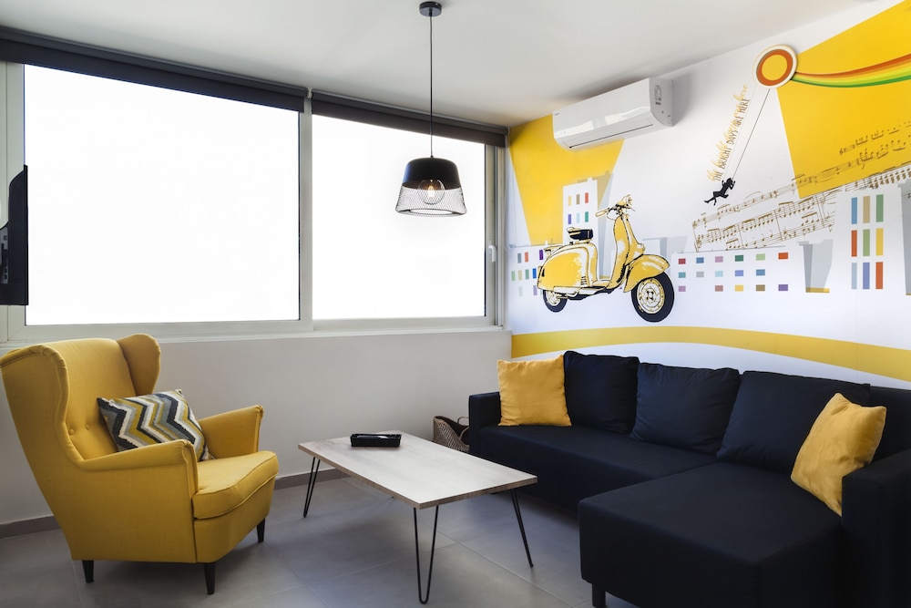 The Athenians Modern Apartments 26/50