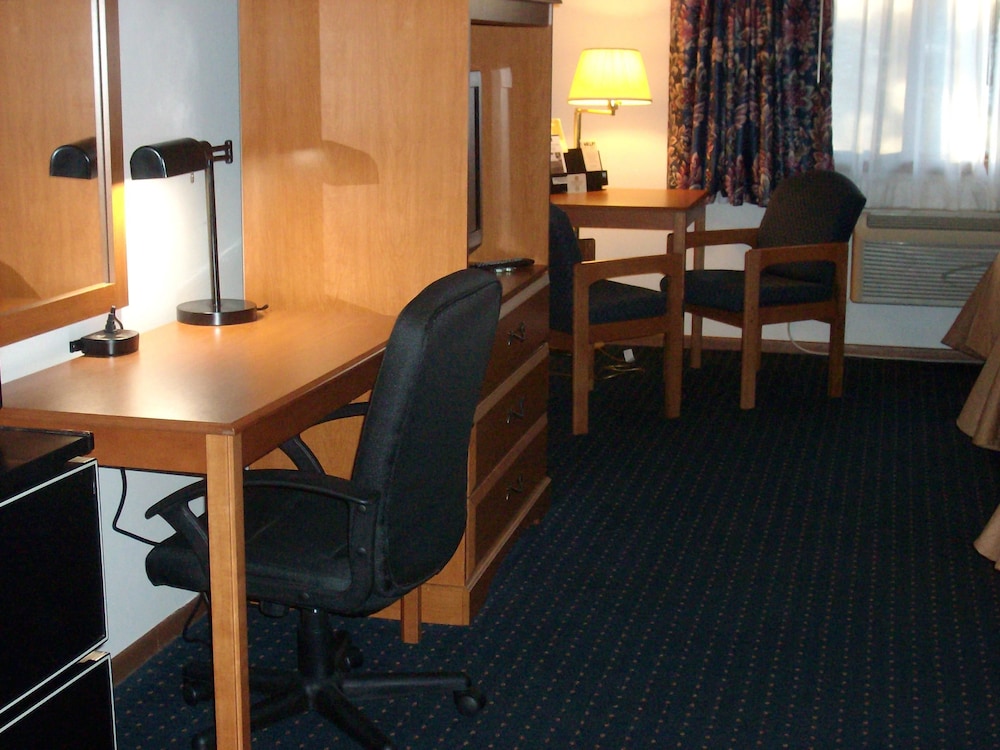 Best Western Maritime Inn 40/43