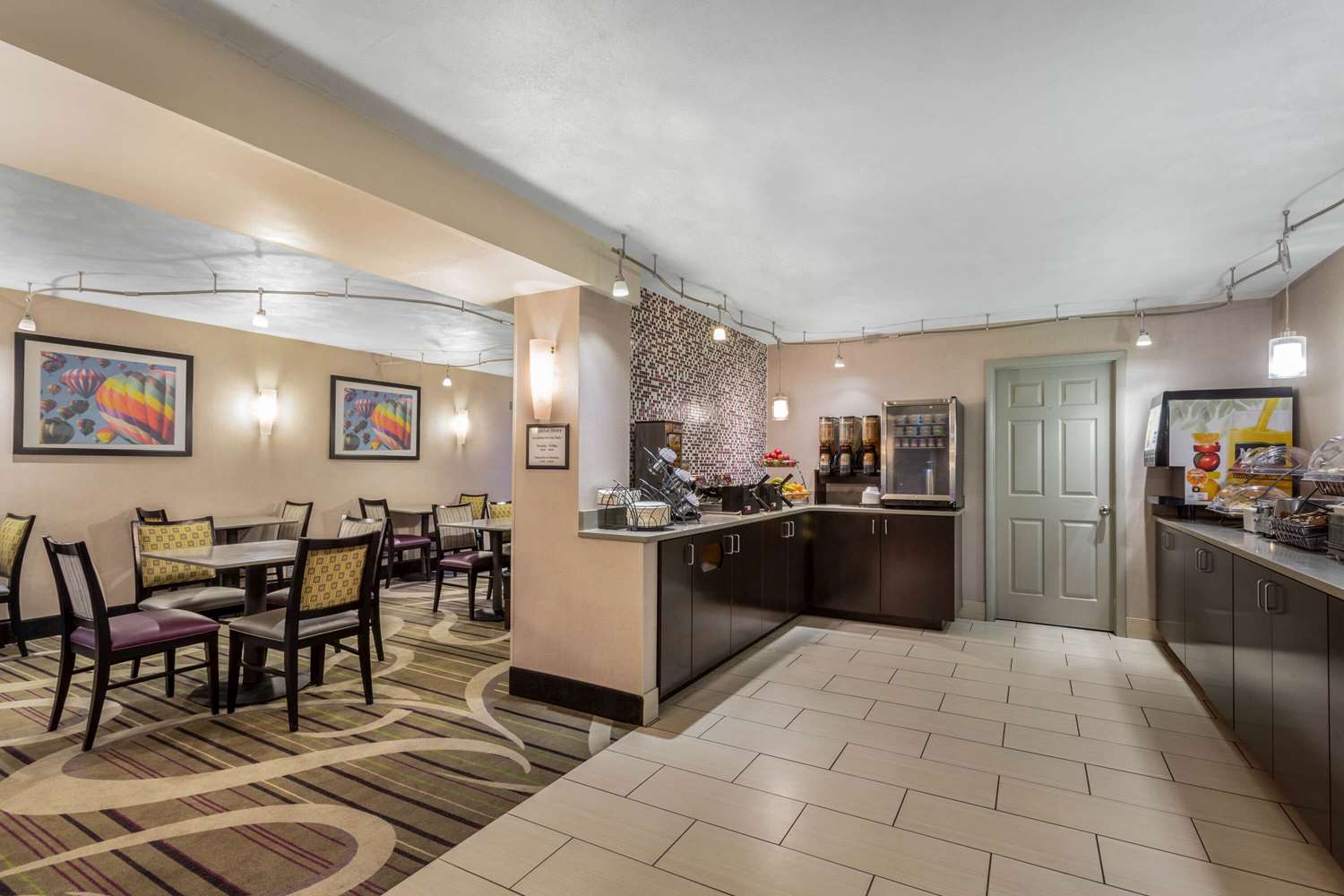 La Quinta Inn By Wyndham Binghamton Johnson City 48/59