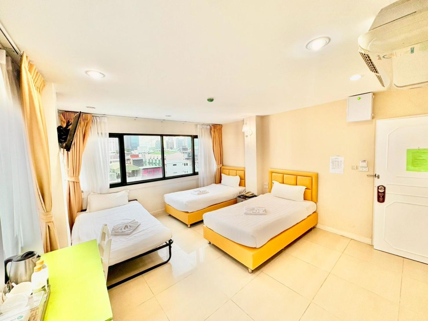 ABCYQ Hotel Bangkok 5/28