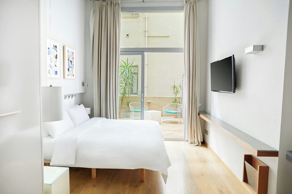 Vasanta Hotel Boutique 13/50