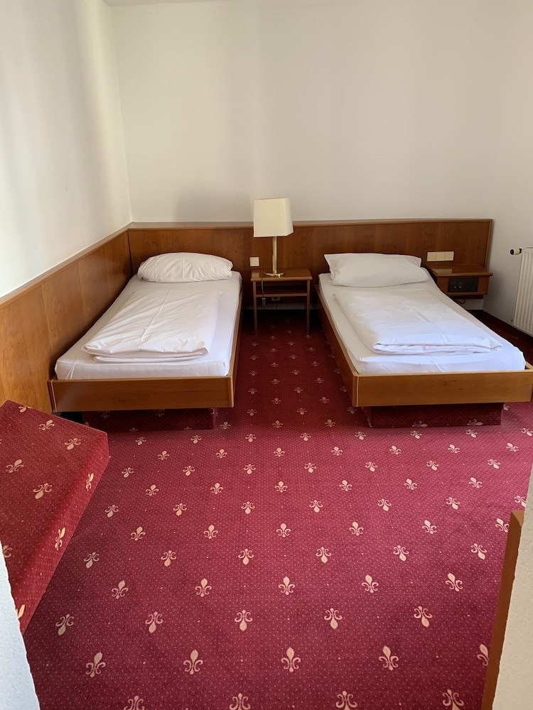 Hotel Erlenbacherhof 9/38