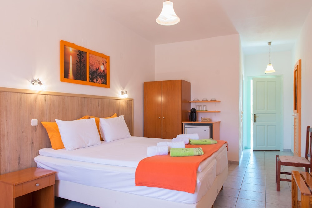Edem Hotel Apartments 19/72