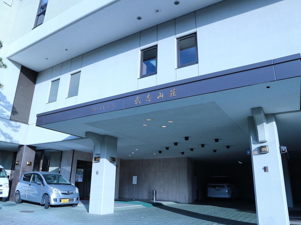 Hotel Takeshi Sanso 42/50