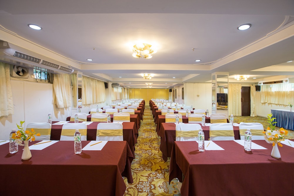 Eurasia Cha Am Lagoon 29/50