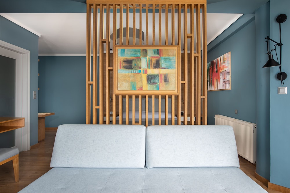 Heliotrope Boutique and Resort Hotels 25/65