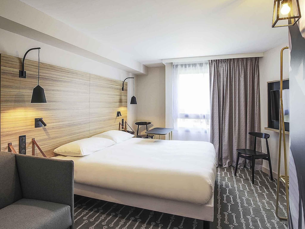 ibis Styles Laval Centre Gare 11/67