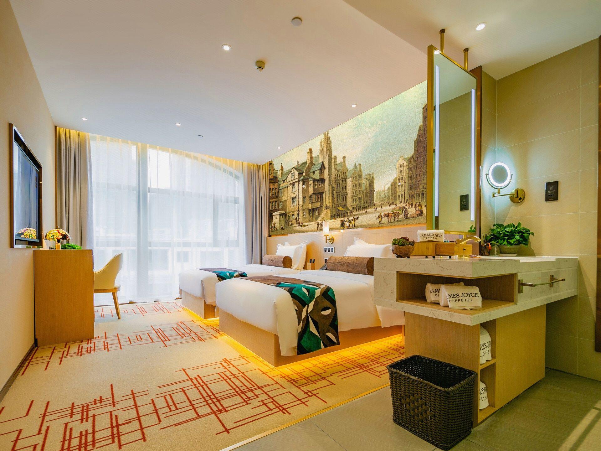 James Joyce Coffetel Chengdu (Huayang Convention and Exhibition Center Haichang Polar Aquarium) 32/42