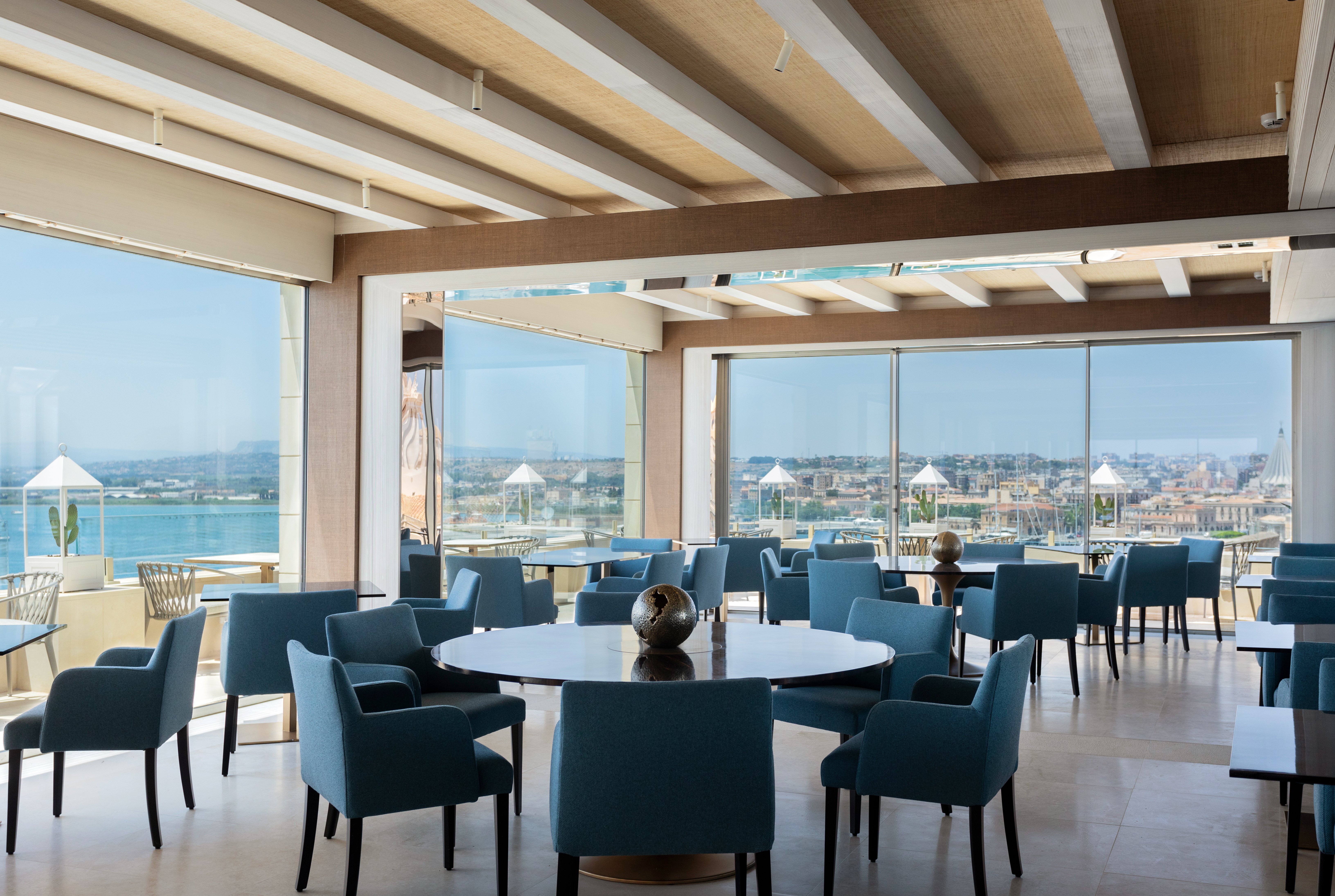 Grand Hotel Des Etrangers 40/50
