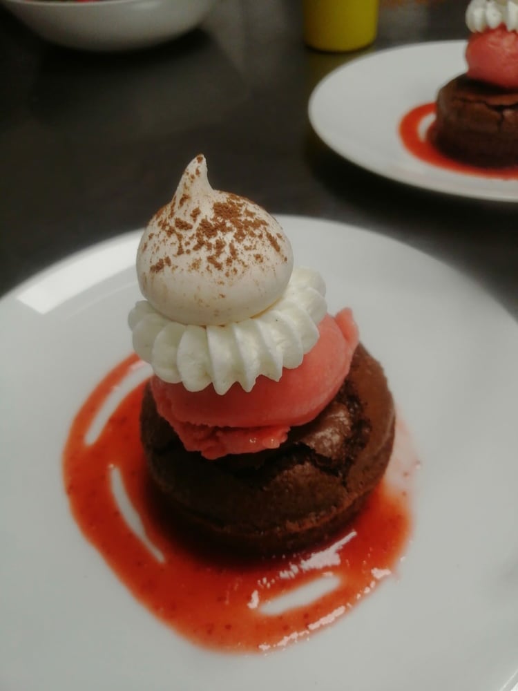 HOTEL ARTS ET TERROIRS 23/50