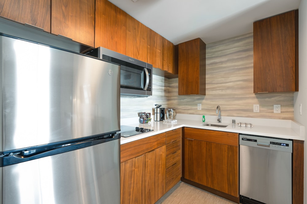 Residence Inn by Marriott Marina del Rey 5/51