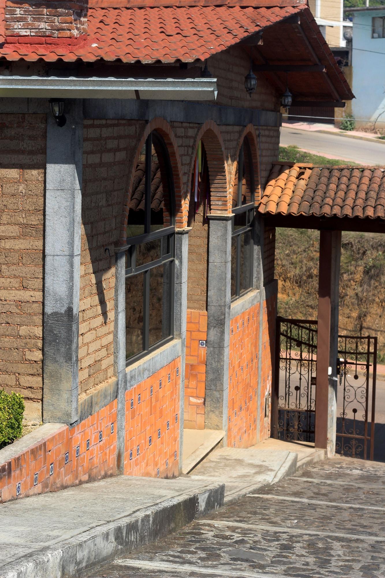 Hotel Y Cabanas Una Cosita De Zacatlan 5/97