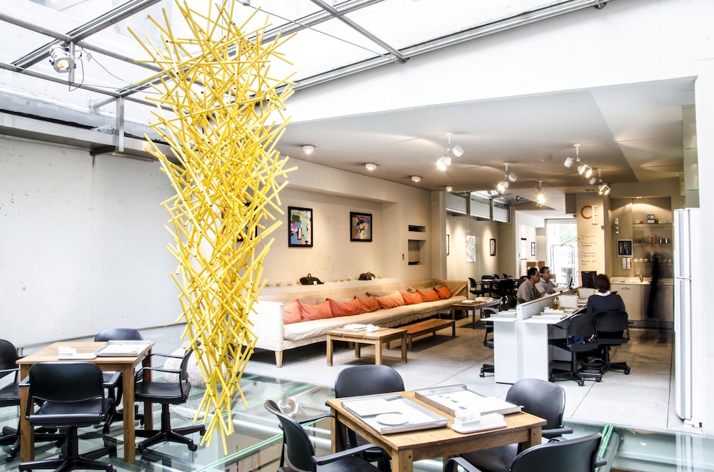 Design Ce Hotel De Diseno 65/74