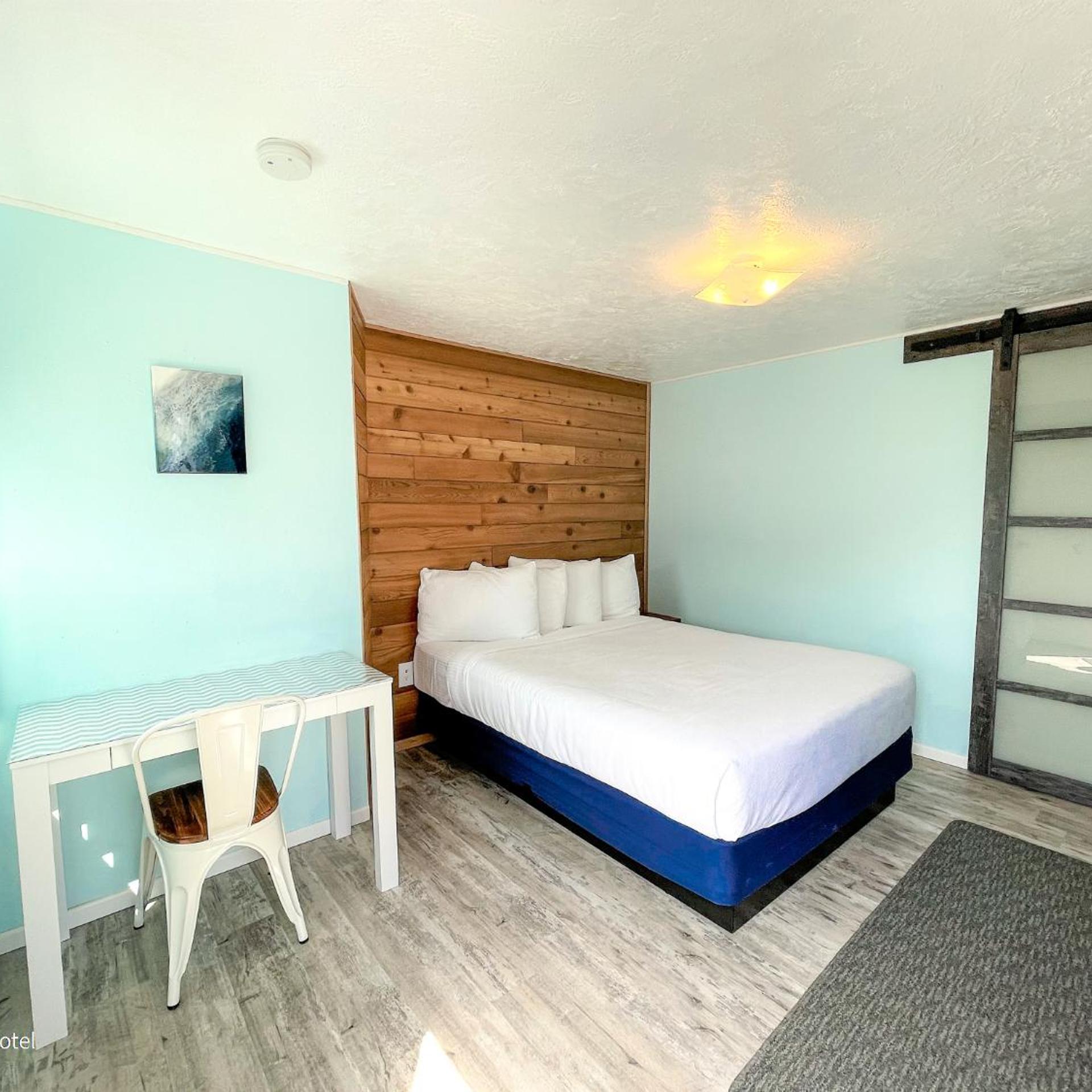 The Anchorage Motel 12/50