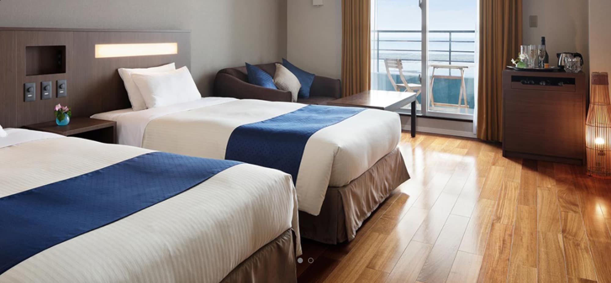 Premier, Twin Beds, Ocean Front
