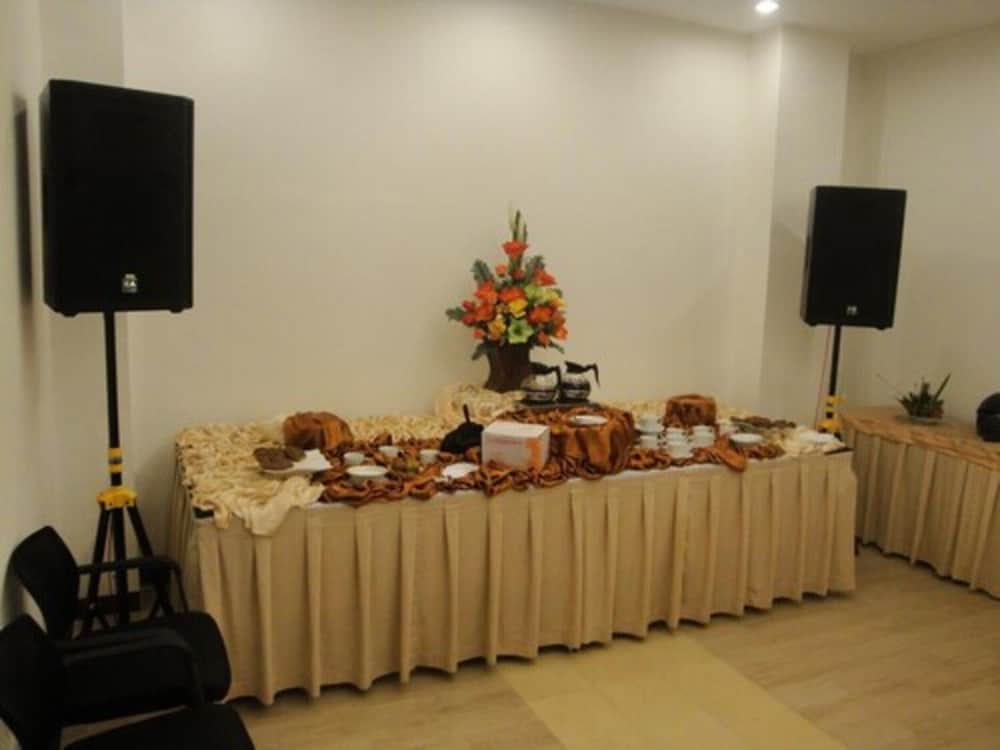 Top Hotel Manado 18/27