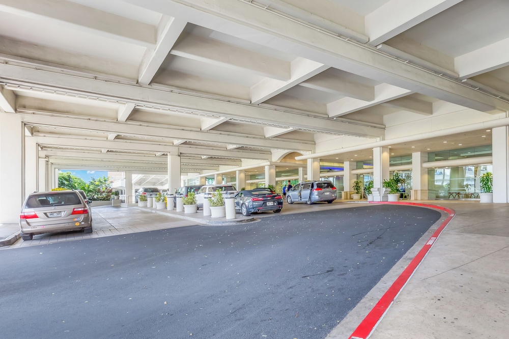 Castle at Ala Moana Hotel 54/59