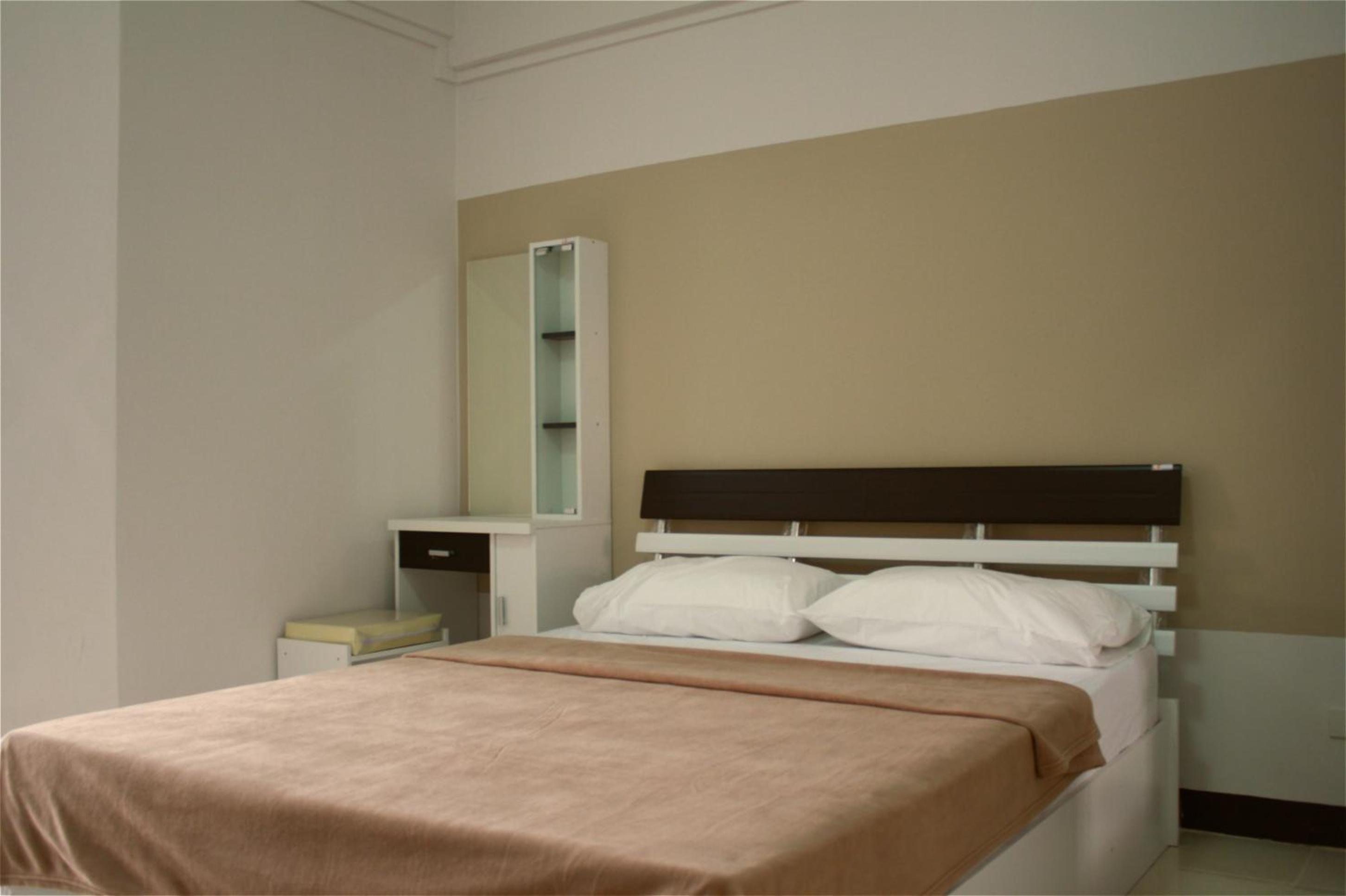 Baanbudsarin Apartment 13/27