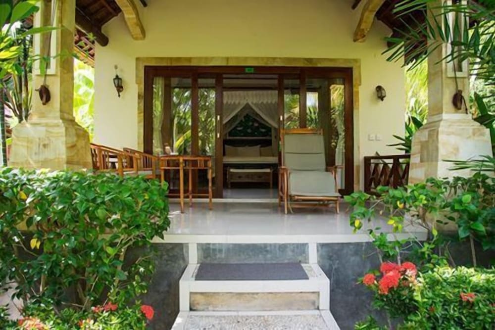 Arya Amed Beach Resort 3/69
