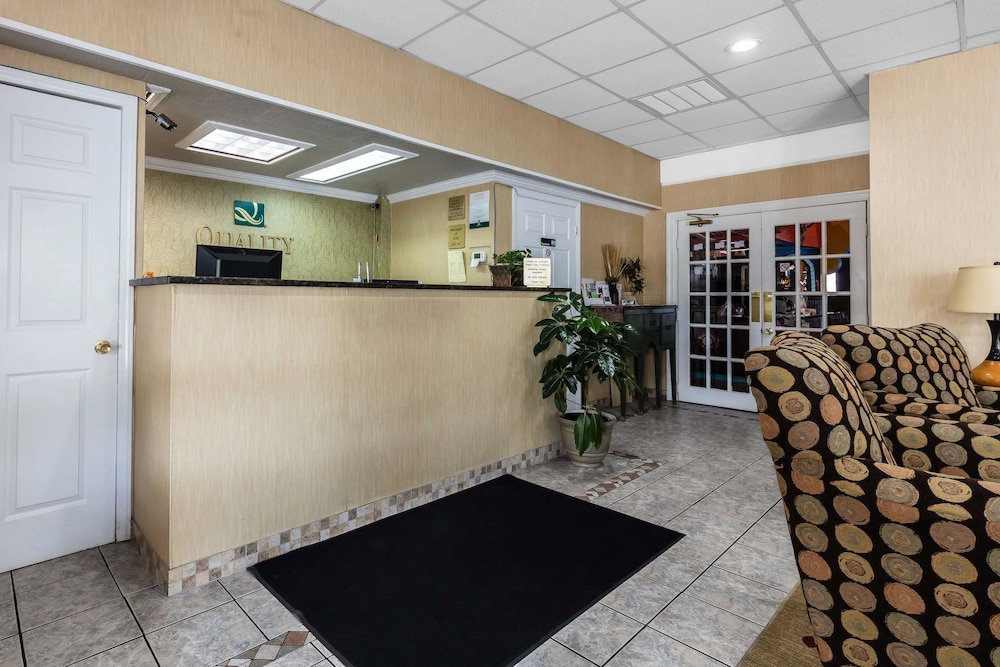 Quality Inn Tullahoma, TN 5/36