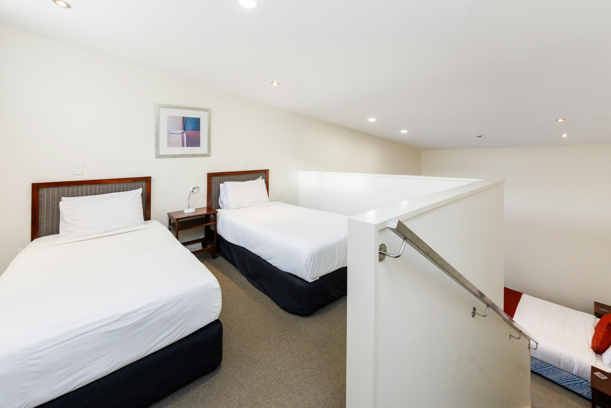Fitzherbert Regency Motor Lodge 36/46