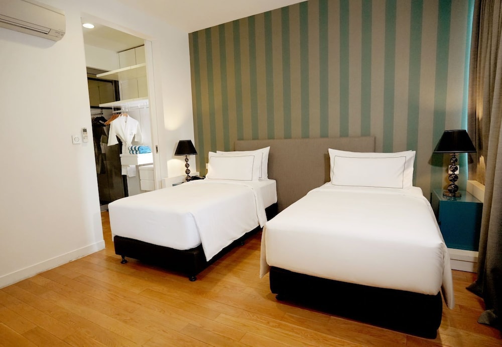 Two Bedroom Deluxe Twin