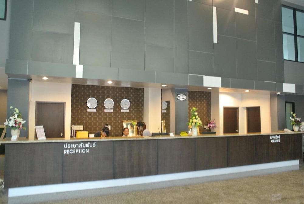 S Tara Grand Hotel 7/44
