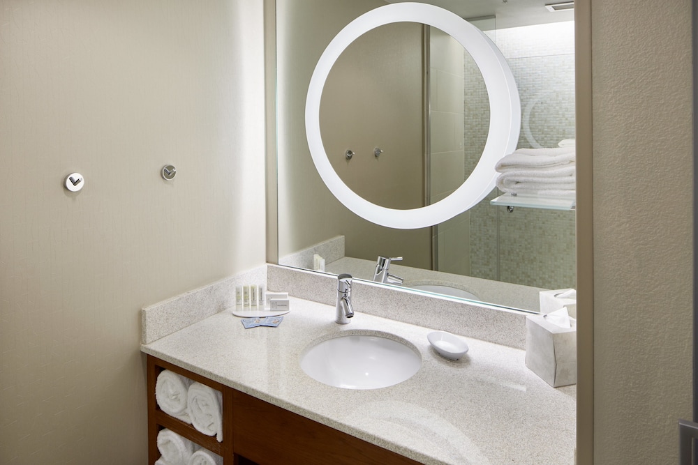 Springhill Suites Las Vegas Convention Center 15/55