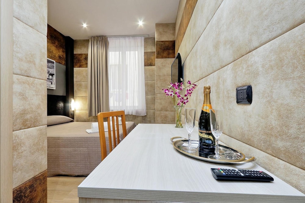 Gialli Vatican Guesthouse 32/50