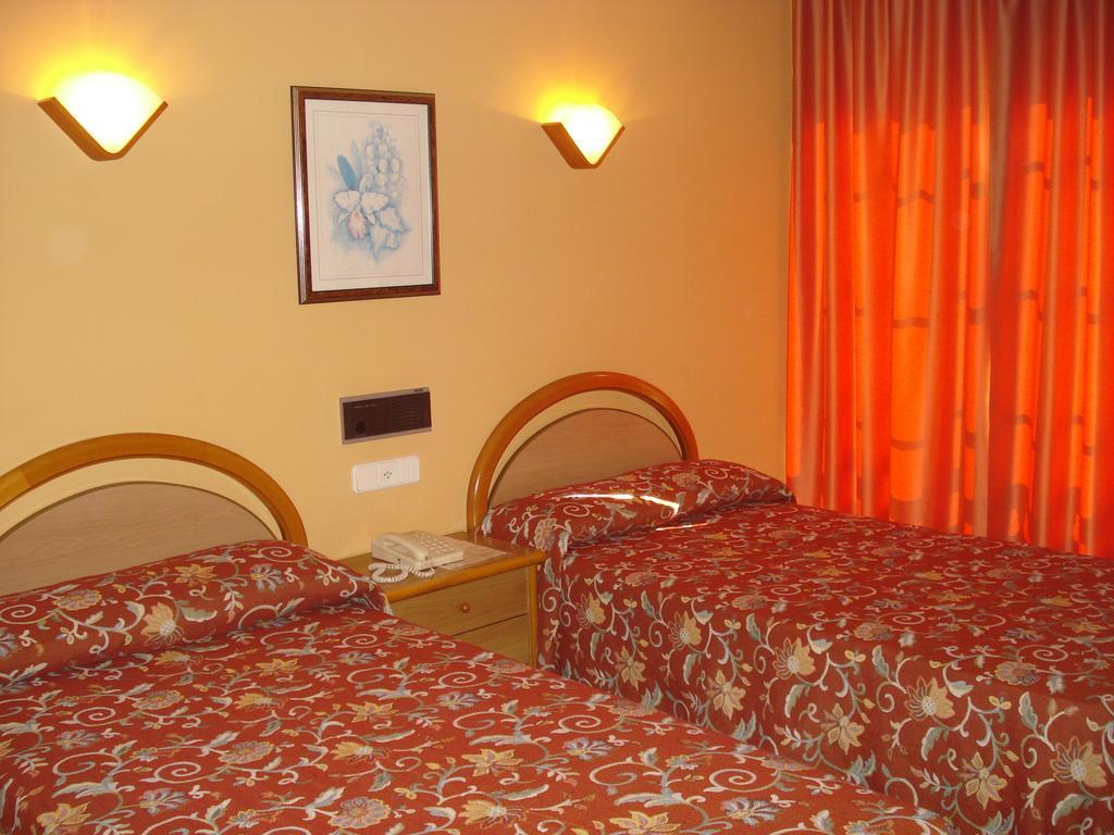 HOTEL FLORIDA MAR 18/29