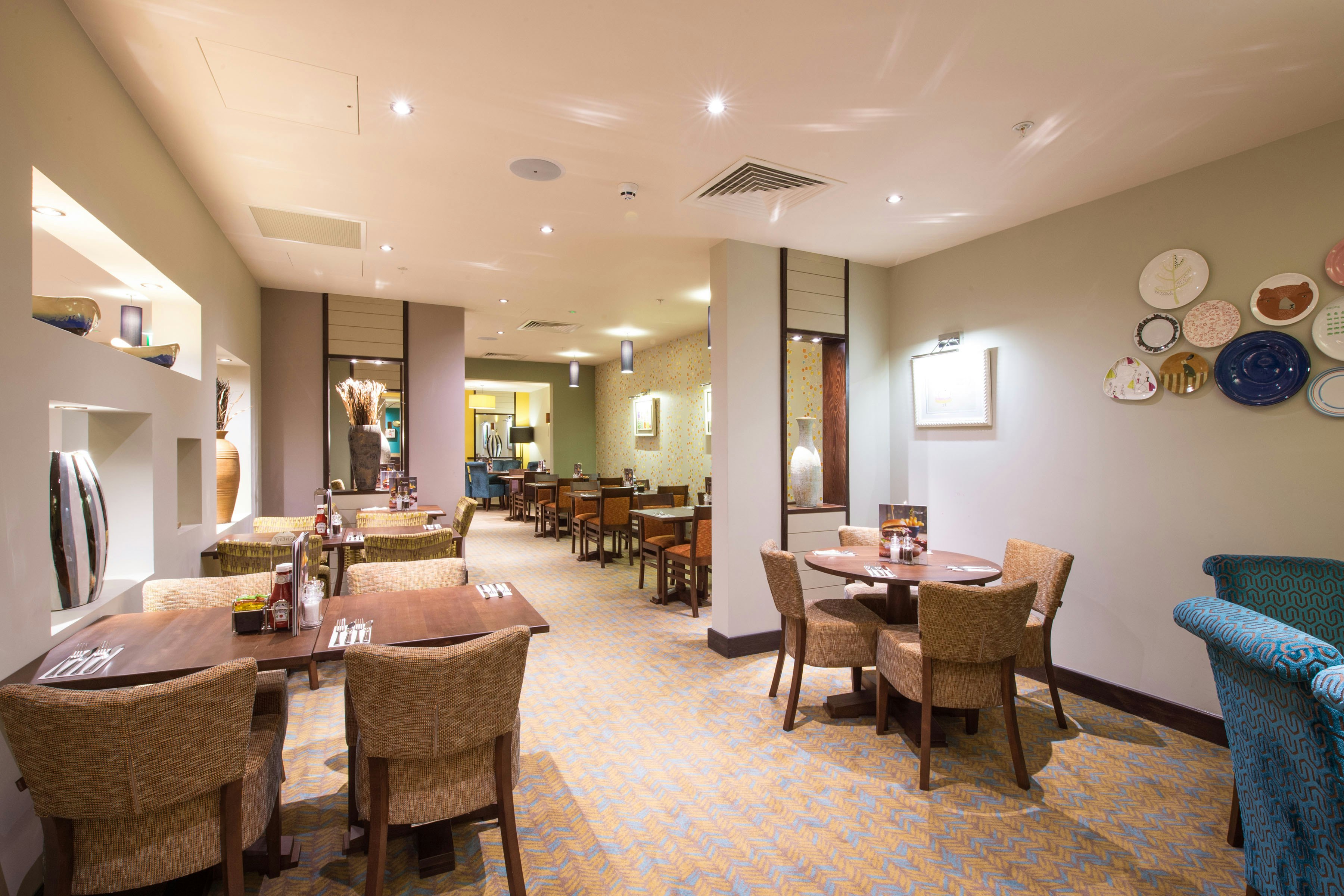 Premier Inn London City Aldgate 26/43