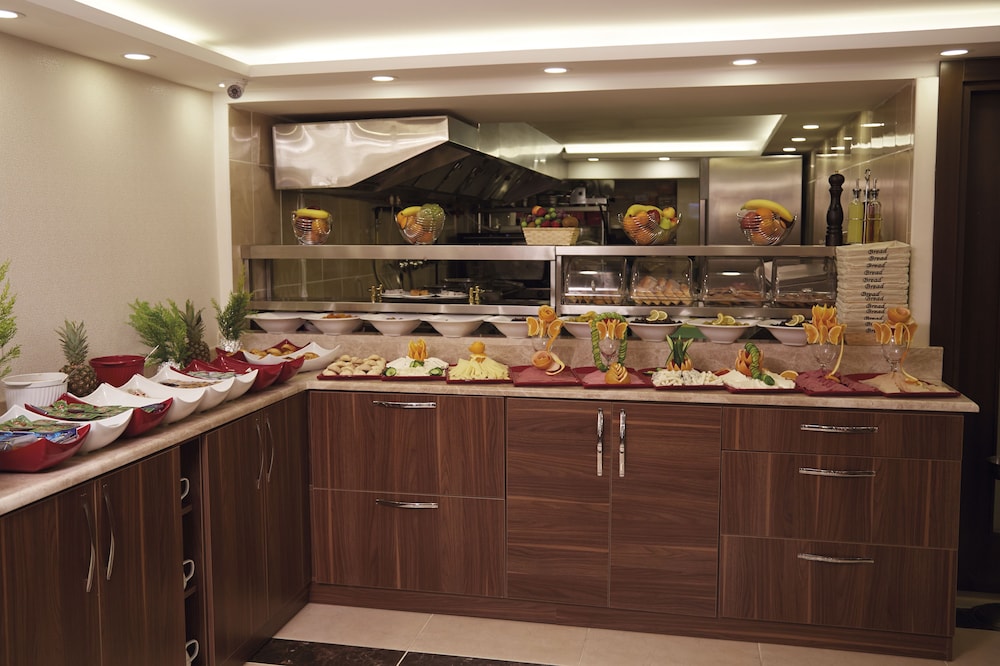Marmara Place Old City Hotel 49/56