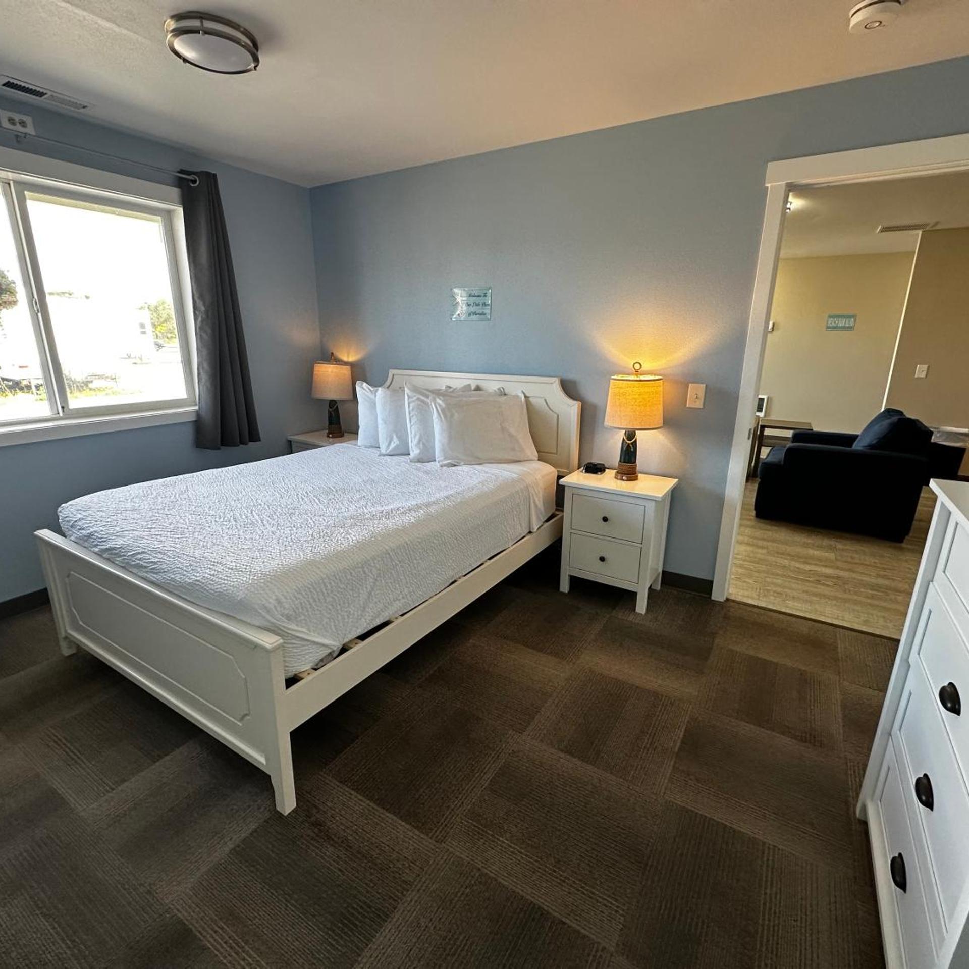 Coastal Inn & Suites 15/50
