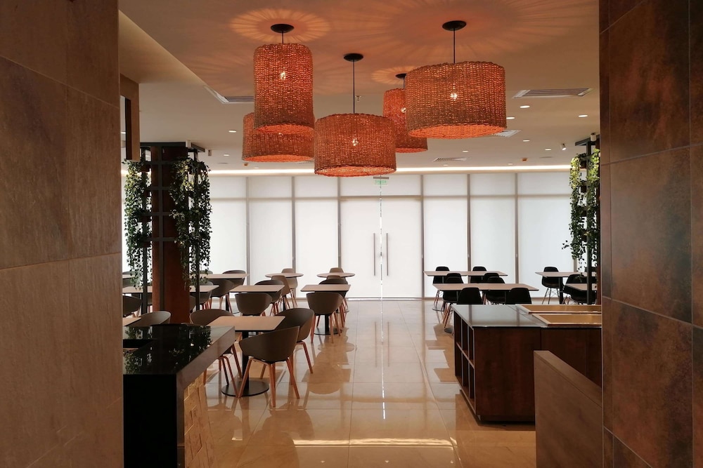 Dazzler by Wyndham Ciudad del Este 46/62
