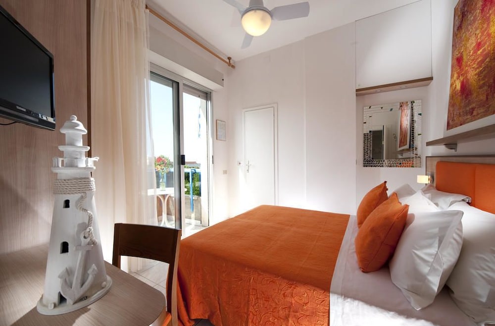 STANDARD, DOUBLE BED