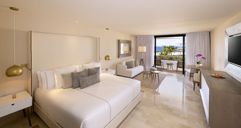 Reserve, Suite, 2 Double Beds, Garden View