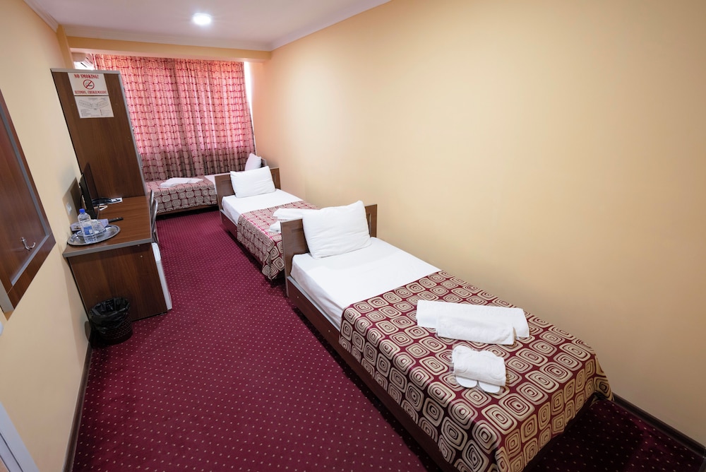 Rohat Hotel 14/43