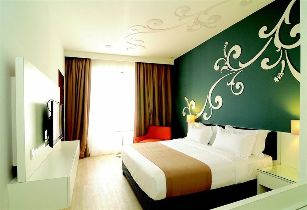 Kings Green Hotel 25/65