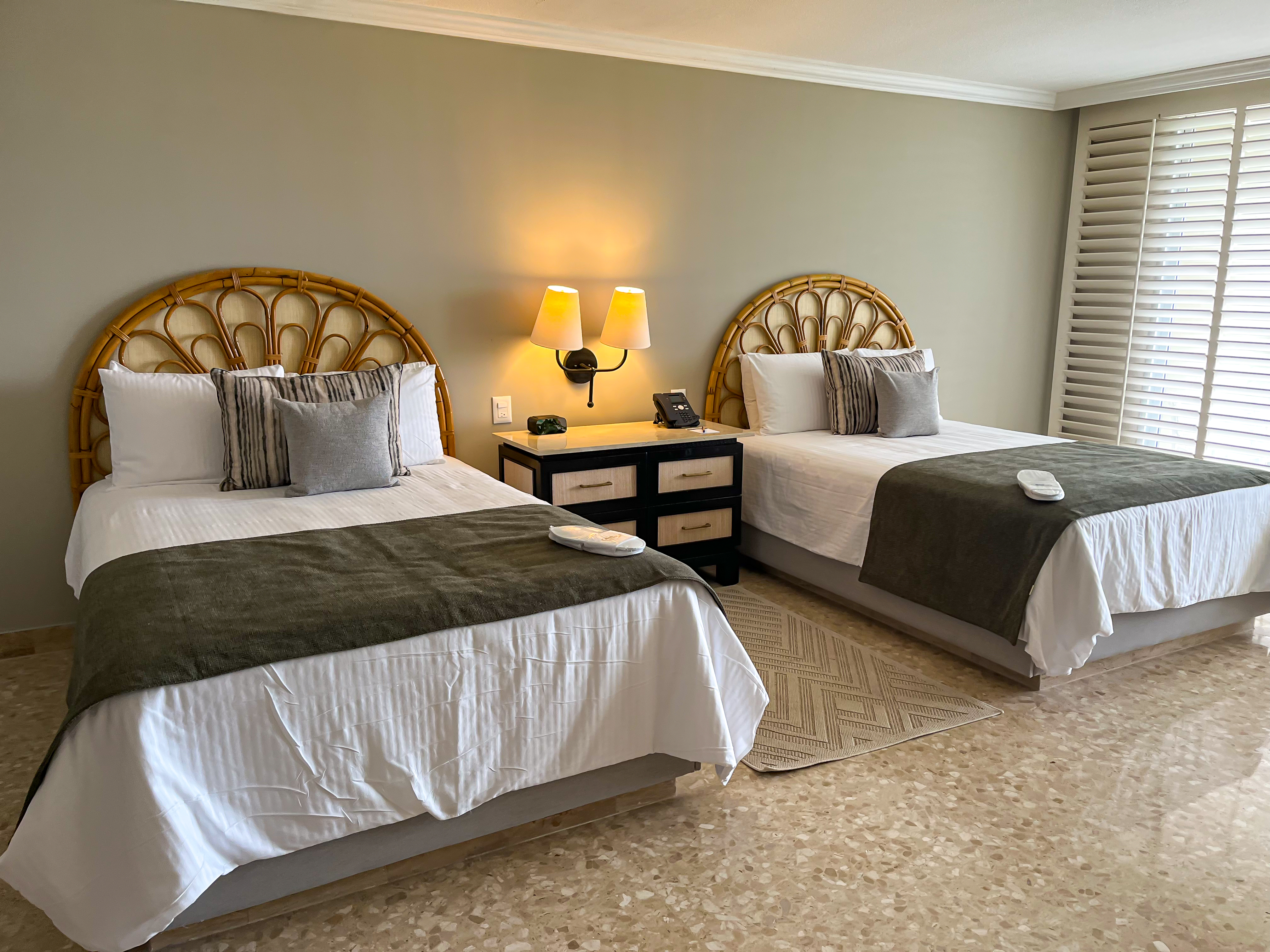 Deluxe, Double Bed, Golf Course View