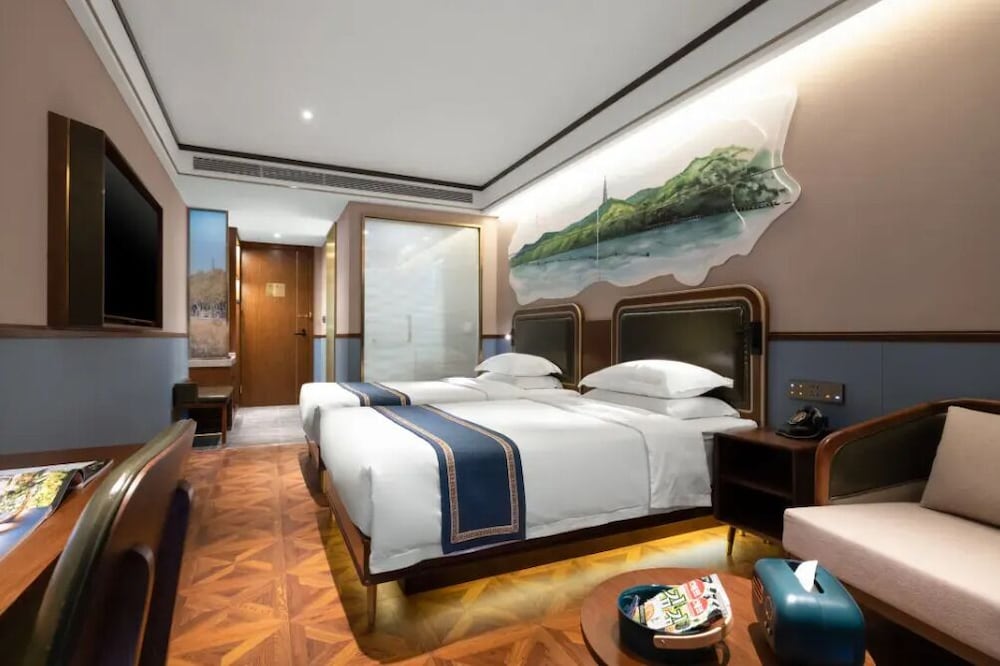 Nostalgia Hotel (West lake Hangzhou) 40/60
