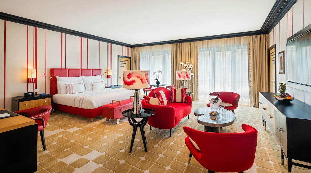 LUXURY, DOUBLE BED