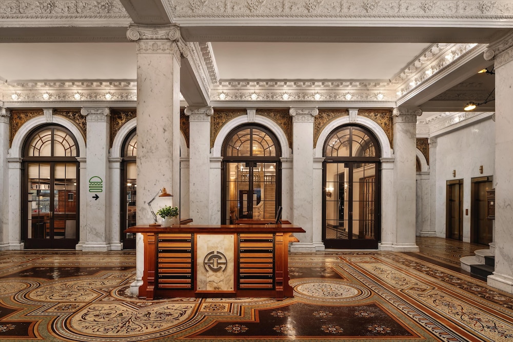 Chicago Athletic Association 10/79