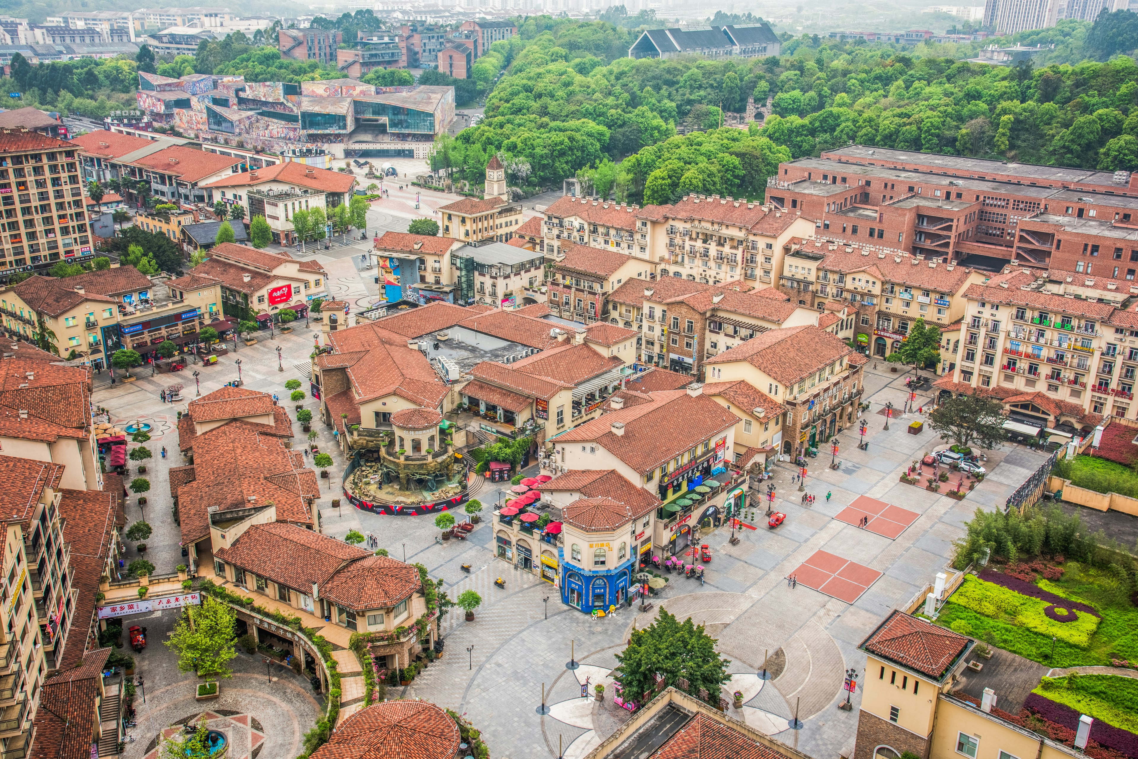 Holiday Inn Chongqing University Town 42/50