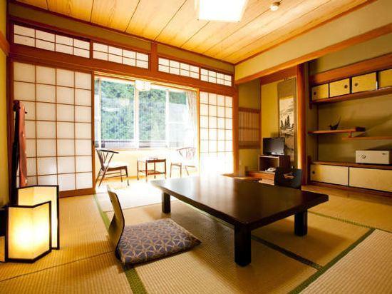 Shimogoten 22/33