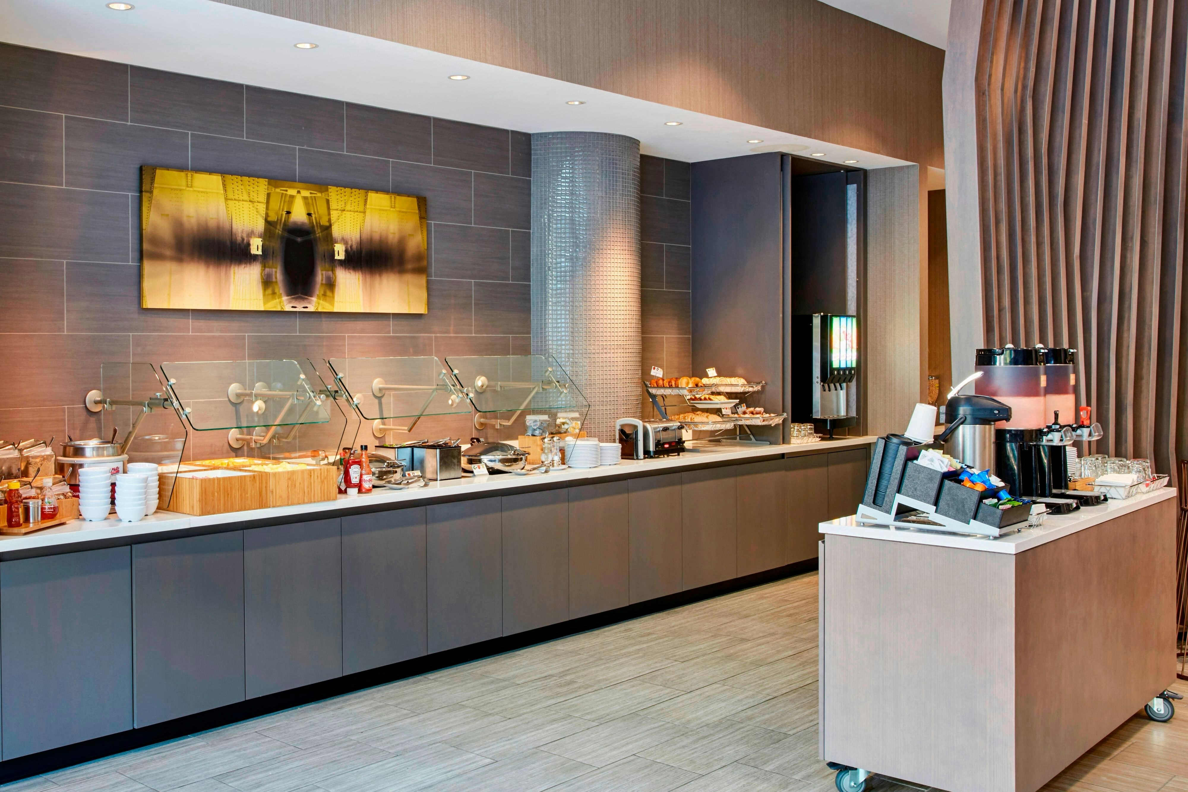SPRINGHILL SUITES MILWAUKEE DOWNTOWN 11/17