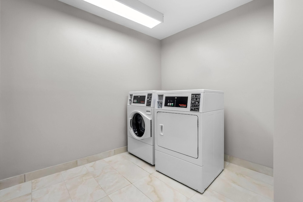 Microtel Inn and Suites by Wyndham Prattville Montgomery 24/50