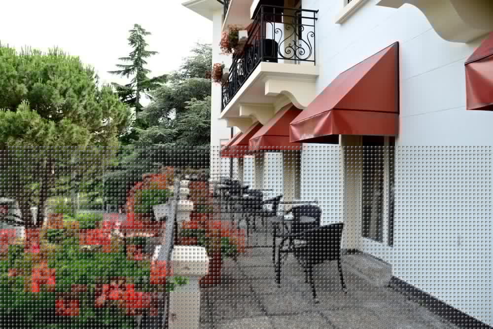 Carlton Lausanne Boutique Hotel 35/47