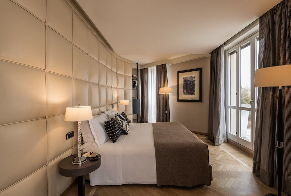 Fortyseven Boutique Hotel 37/63