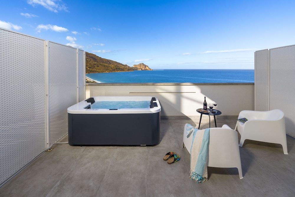 Emerald Hotel Cefalu 36/49