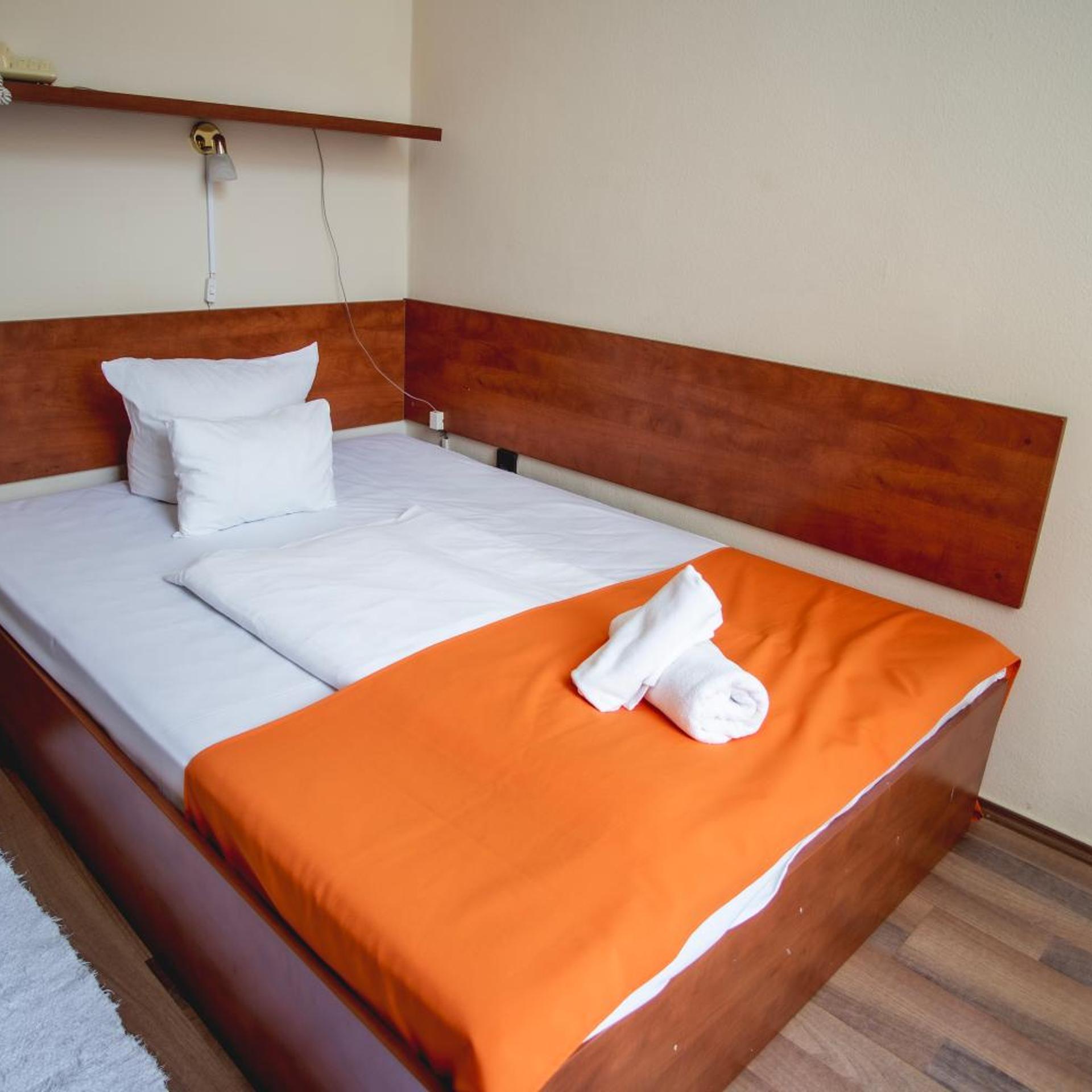 Hotel Kapos 10/50